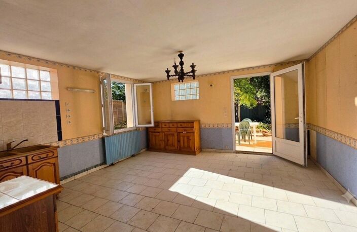 Secteur La Courbe - Maison lumineuse avec jardin plein sud et beau potentiel — photo 3