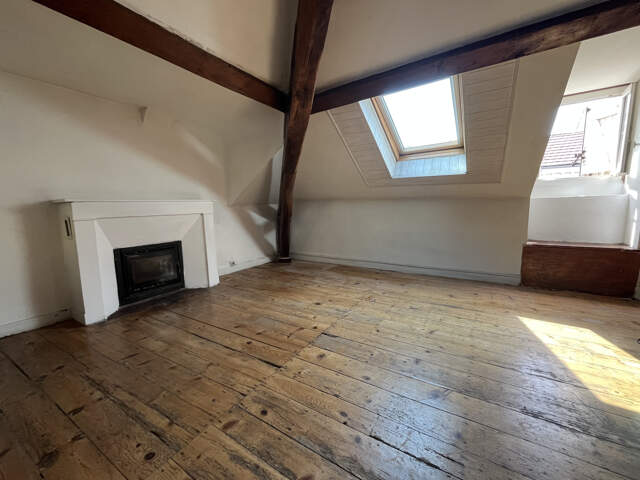 Appartement de charme en dernier étage avec ascenseur et gre — photo du bien