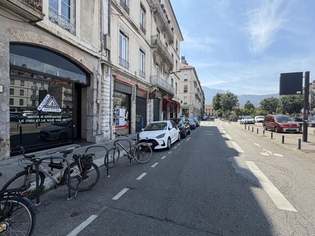 Commerce proposé à Grenoble