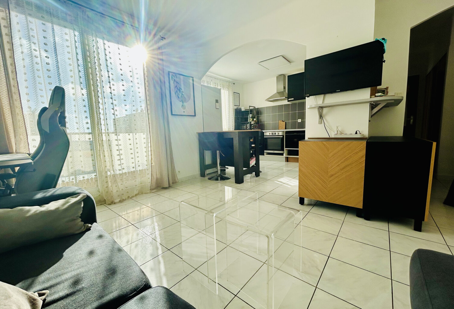 En exclusivité appartement 137000 EUR à Frontignan : grand T2 — photo 1