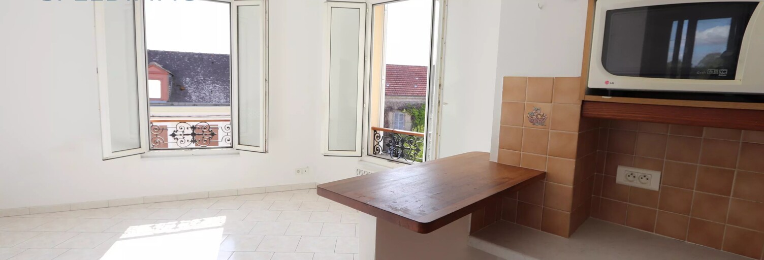 Appartement 2 Pièces 29 m² à louer à Mandres-les-Roses (94520)