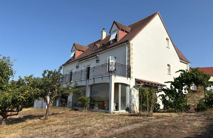 Vente maison 5 pièces 173 m² Saint-Gaultier (36800) — photo 2