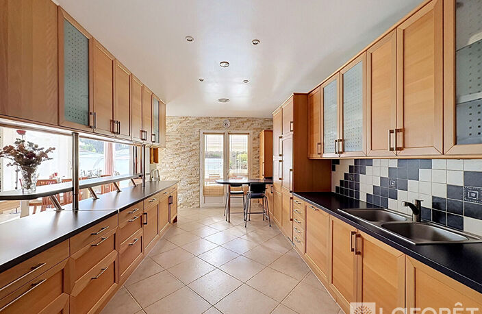 Maison Chatonnay 6 pièce(s) 182 m2 — photo 4