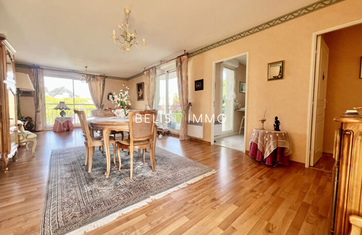 Bel appartement type 5 - Centre BALLAN-MIRE — photo 2