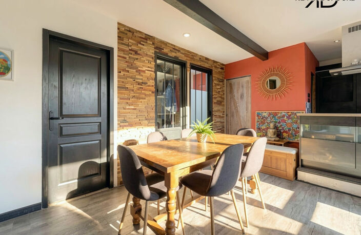 Appartement 85 m² + terrasse à PONT DE LABEAUME — photo 3