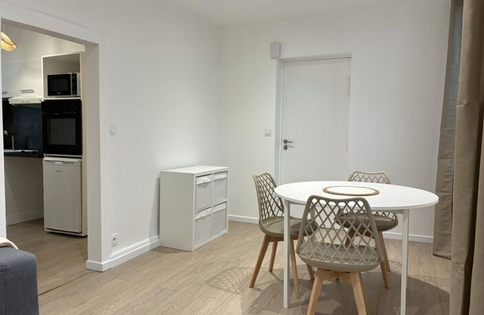 LOCATION T2 SEMI MEUBLE RODEZ SANS FRAIS D'AGENCE — photo 4