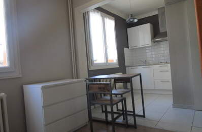 LOCATION STUDIO RODEZ SANS FRAIS D'AGENCE — photo du bien