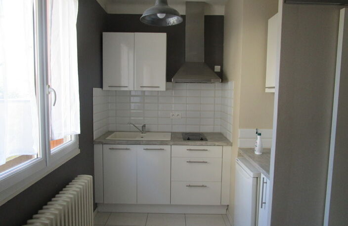 LOCATION STUDIO RODEZ SANS FRAIS D'AGENCE — photo 2