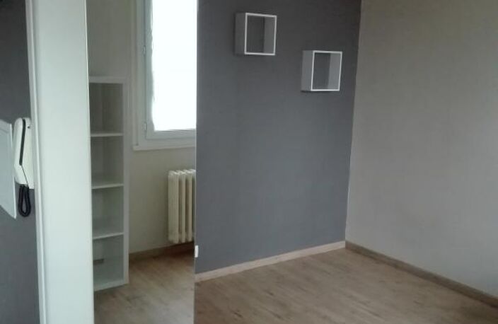 LOCATION STUDIO RODEZ SANS FRAIS D'AGENCE — photo 5