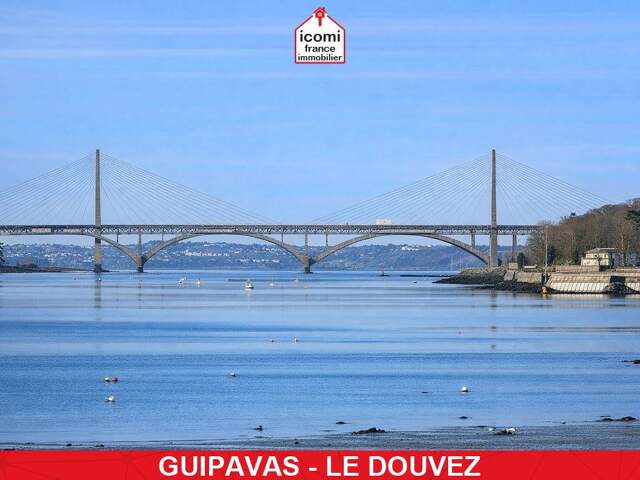 FINISTERE - Guipavas (29490) - A VENDRE - PROPRIETE T7 DE 250 M² SUR 4000M² DE TERRAIN - VUE MER - TERRAIN ARBORE - SUITE EN RDJ - CALME ET QUIETUDE - RARE — photo du bien