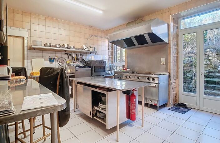 Maison à vendre 10 pièces MARTIGNY LE COMTE (71) — photo 4