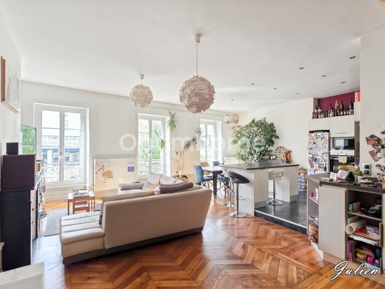 CLERMONT-FERRAND – CENTRE HISTORIQUE – T3 95 M² – 54 M² DE PIÈCE DE VIE – GARAGE — photo 1