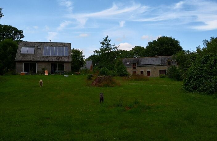 cadre bucolique pour ce domaine compose de 3 maisons sur 15 000 m2 — photo 4