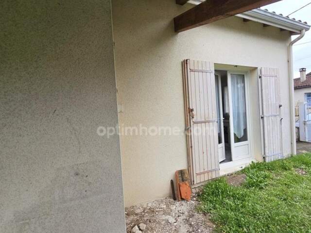 Maison à vendre de plain-pied 3 pièces RUELLE SUR TOUVRE (16) — photo du bien