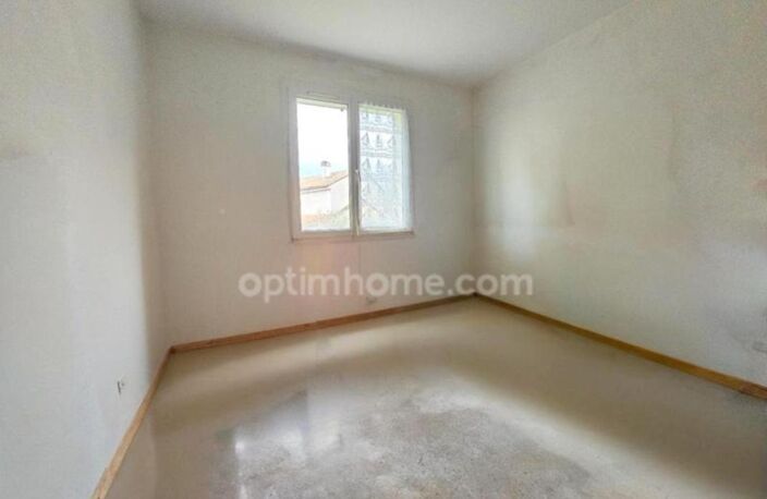Maison à vendre de plain-pied 3 pièces RUELLE SUR TOUVRE (16) — photo 4