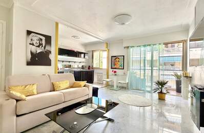 STUDIO – NICE RIQUIER – BALCON — photo du bien
