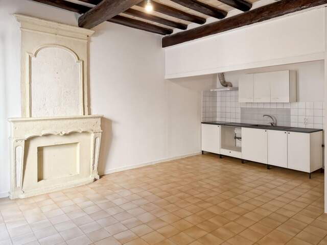 Appartement T3 -Beaucaire — photo du bien