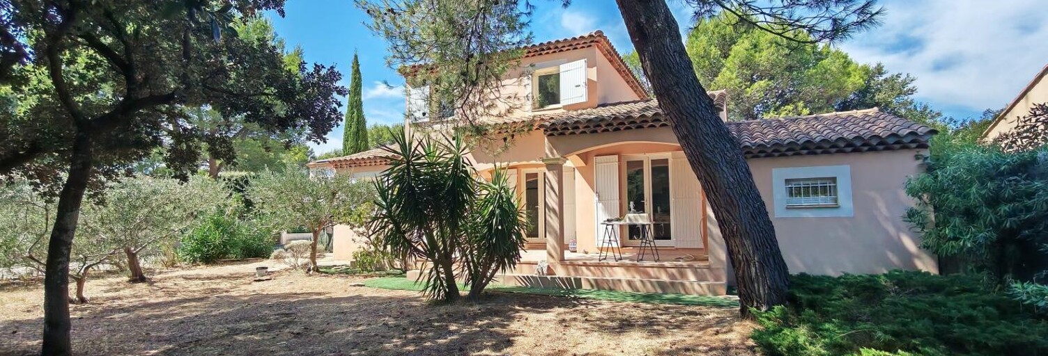 Maison 4 Pièces 97 m² à louer à Les Angles (30133)