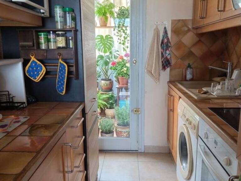 GRÉOUX-LES-BAINS – T2 LUMINEUX AVEC BALCON, RÉSIDENCE SÉCURISÉE — photo 1