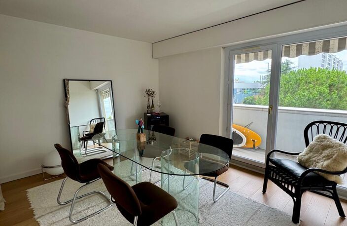 Appartement T3 lumineux avec balcon et parking – Bordeaux Rivière / Grand Parc — photo 3