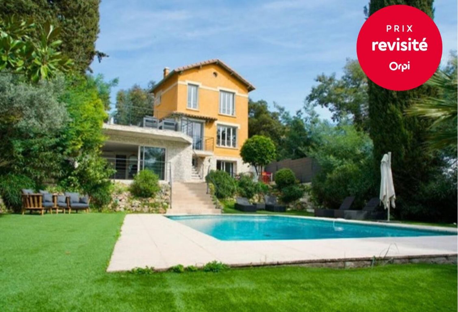 MAISON DANS LA VERDURE AU CALME — photo 1
