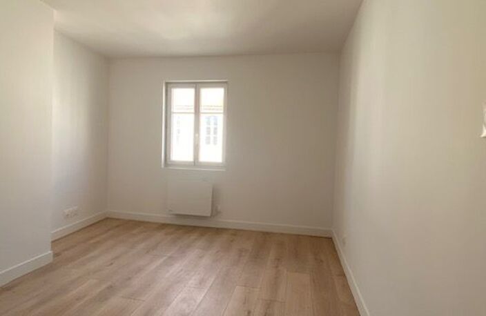 Appartement À Vendre — photo 2