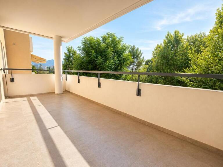T3 lumineux avec terrasse et parking 13009 Marseille — photo 1