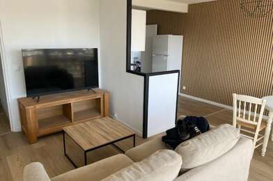 Appartement 4 pièces 990 €