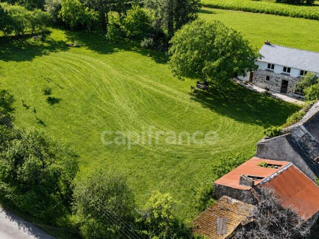 EXCLUSIVITÉ - LANDELEAU - Maison à vendre 4 pièces avec terrain et dépendances (29) — photo du bien