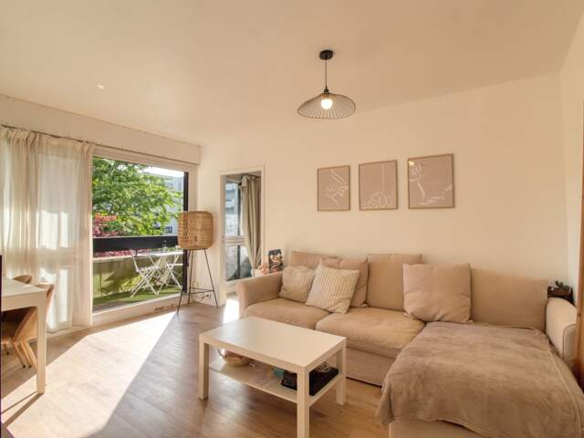 Appartement à vendre 2 pièces FRANCONVILLE (95) — photo du bien