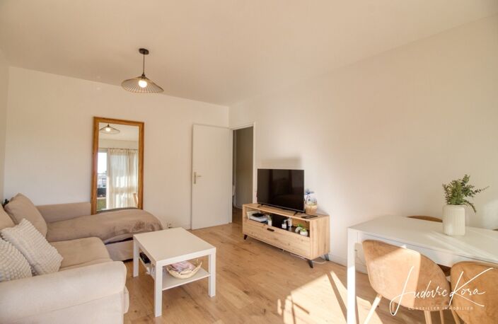 Appartement à vendre 2 pièces FRANCONVILLE (95) — photo 2