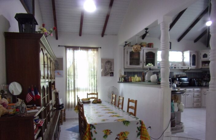 ANSE BERTRAND - MAISON A VENDRE DE TYPE T3 AVEC APPARTEMENT DE TYPE T3 — photo 3