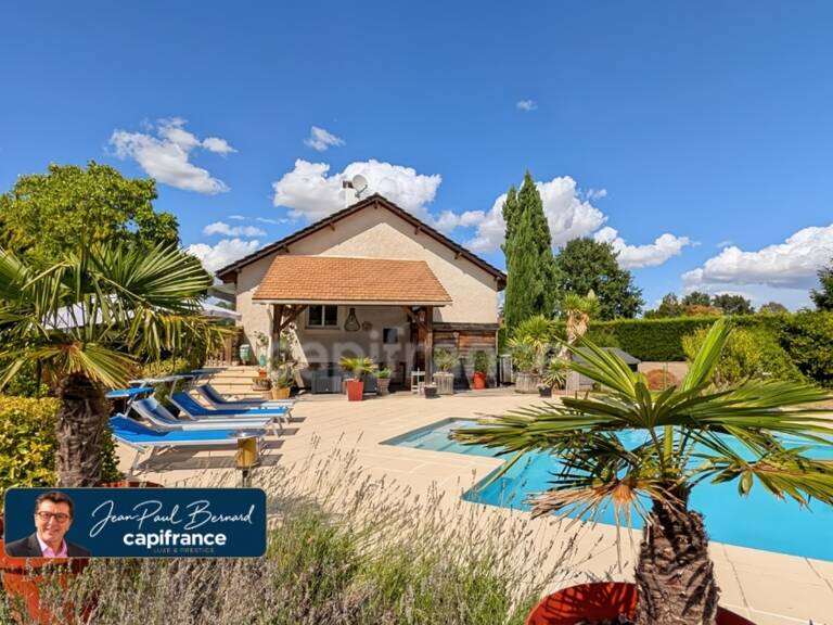 Maison à vendre 6 pièces LA CHARMEE (71) 4 chambres - terrain de 2747 m² abri voitures grande piscine ! — photo 1