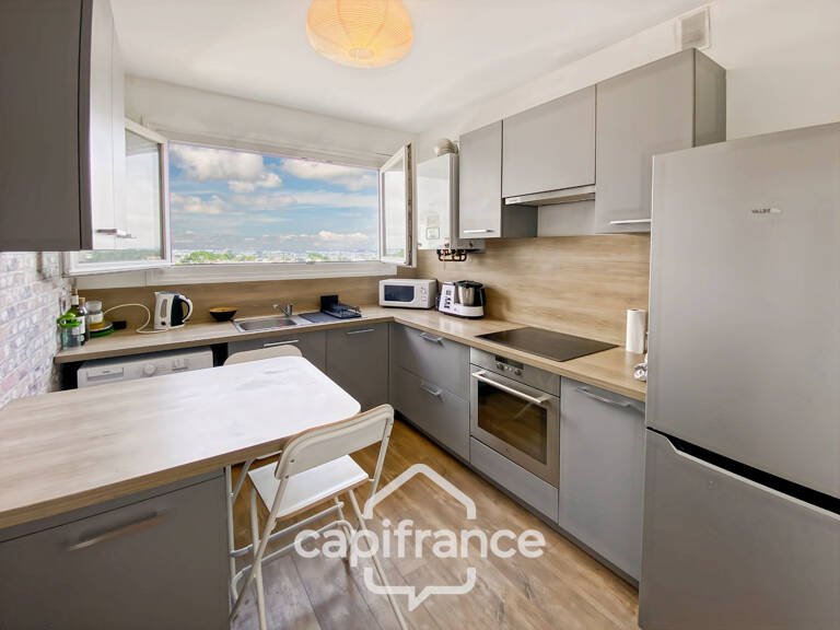 APPARTEMENT T3 À VENDRE - LIBRE D'OCCUPATION - BREST (29200) - SAINT-MARC - ASCENSEUR - 70 M² HABITABLES - RÉNOVÉ — photo 1