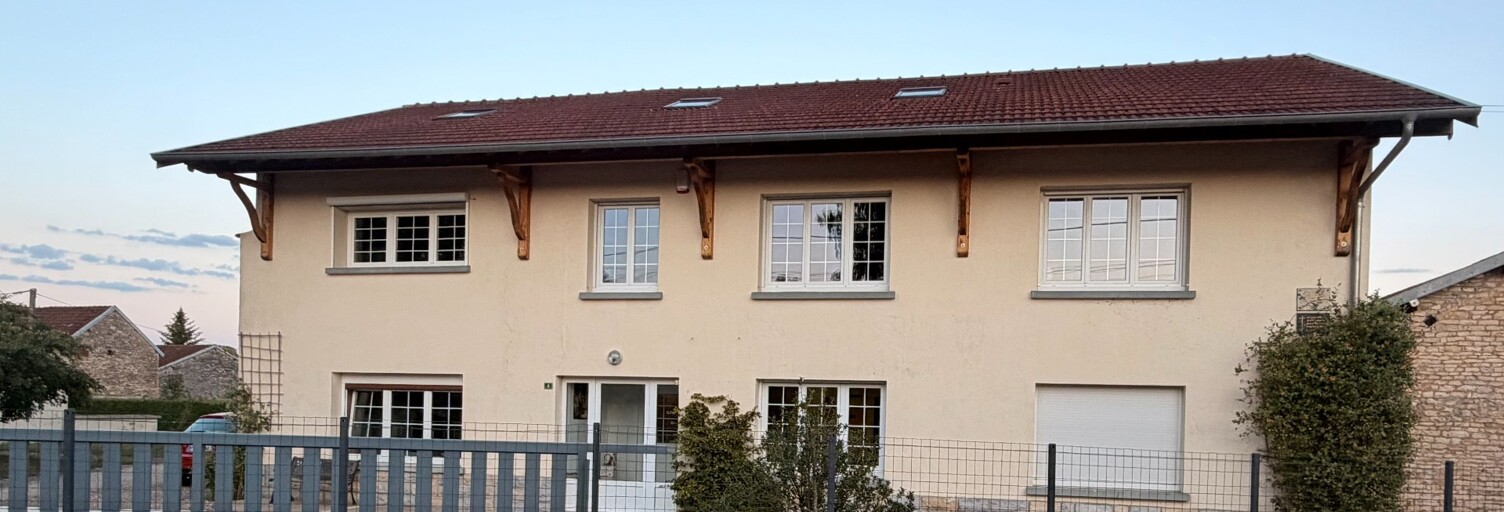 Maison 8 Pièces 288 m² à vendre à Tincey-et-Pontrebeau (70120)