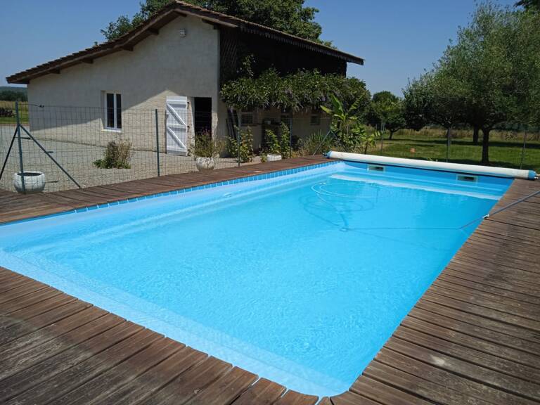 LAAS (32) Maison à vendre 8 pièces - 5 chambres - piscine terrain 6000 m² avec VUE SUR LES PYRENEES — photo 1