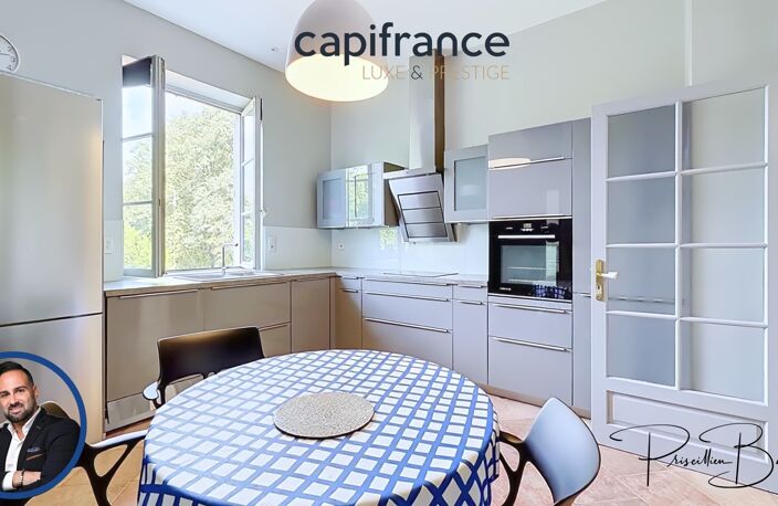 Appartement à vendre 5 pièces SAINTE FOY LES LYON (69) Secteur mairie et cinéma – APPARTEMENT DE CARACTÈRE 130 M² – 3 CHAMBRES – 1 GARAGE – PARKING – CAVE — photo 5