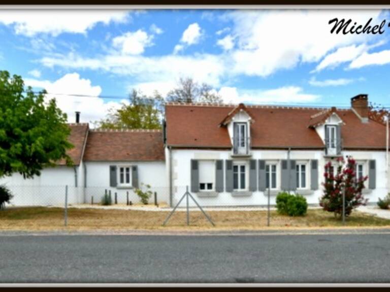 Maison à vendre 8 pièces NEUILLY LE REAL (03), plain-pied, 4 chambres, garage, grange, terrain 2803 m² — photo 1