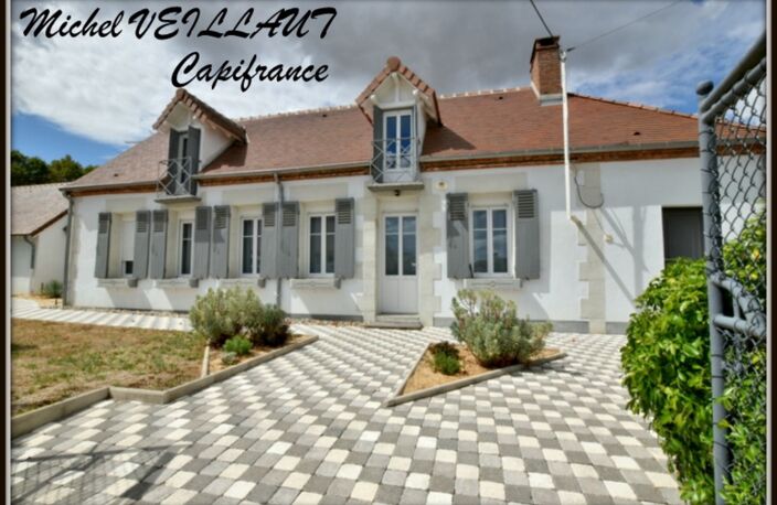 Maison à vendre 8 pièces NEUILLY LE REAL (03), plain-pied, 4 chambres, garage, grange, terrain 2803 m² — photo 2