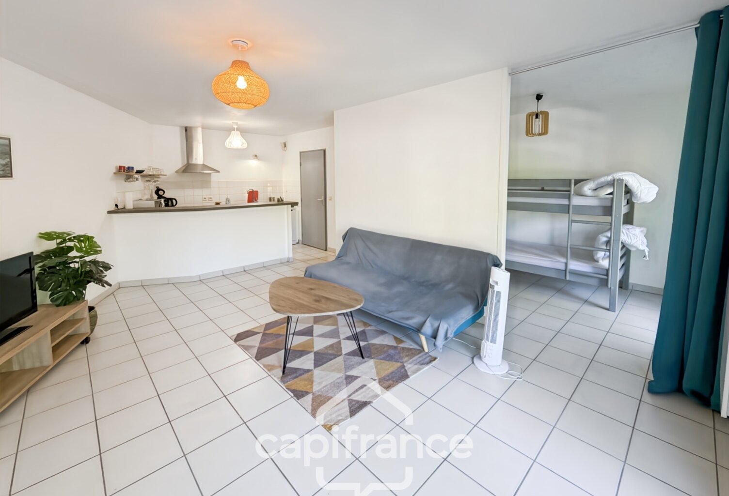 Dpt Gironde (33), à vendre AUDENGE appartement T2 bis de 51 m²  entièrement meublé — photo 1