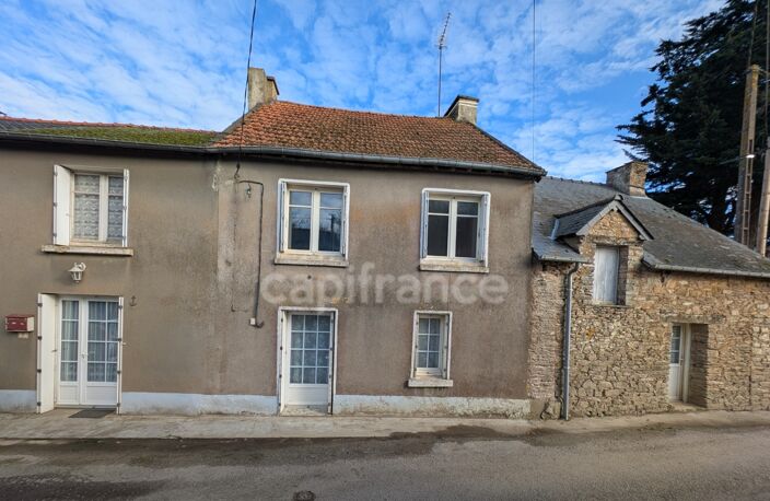 Maison mitoyenne en pierres à rénover avec 2 hectares de terrain plat à Carentoir – Idéal chevaux et projets nature.” — photo 2