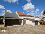 Maison mitoyenne en pierres à rénover avec 2 hectares de terrain plat à Carentoir – Idéal chevaux et projets nature.” — photo 3