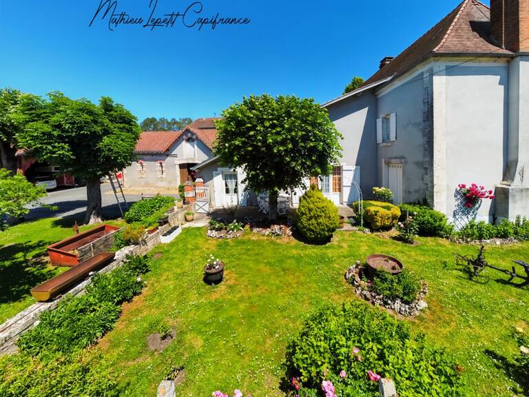Maison à vendre 11 pièces SAINT PIERRE DE CHIGNAC (24) 280 M² habitables — photo 1