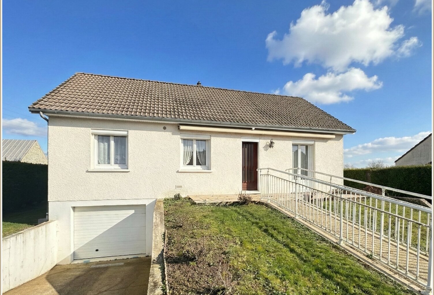 COURVILLE SUR EURE (28190) Maison de plain pied, 2 chambres ( possibilité d'avoir une troisième), sous-sol total, terrain clos — photo 1