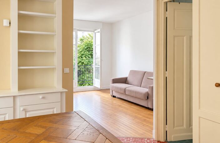 Appartement à vendre 3 pièces PARIS 15EME ARRONDISSEMENT (75) — photo 2