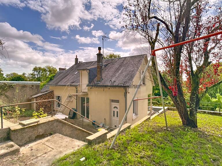 PONCÉ-SUR-LE-LOIR (72)-MAISON A VENDRE–2 CHAMBRES- GARAGE - JARDIN — photo 1