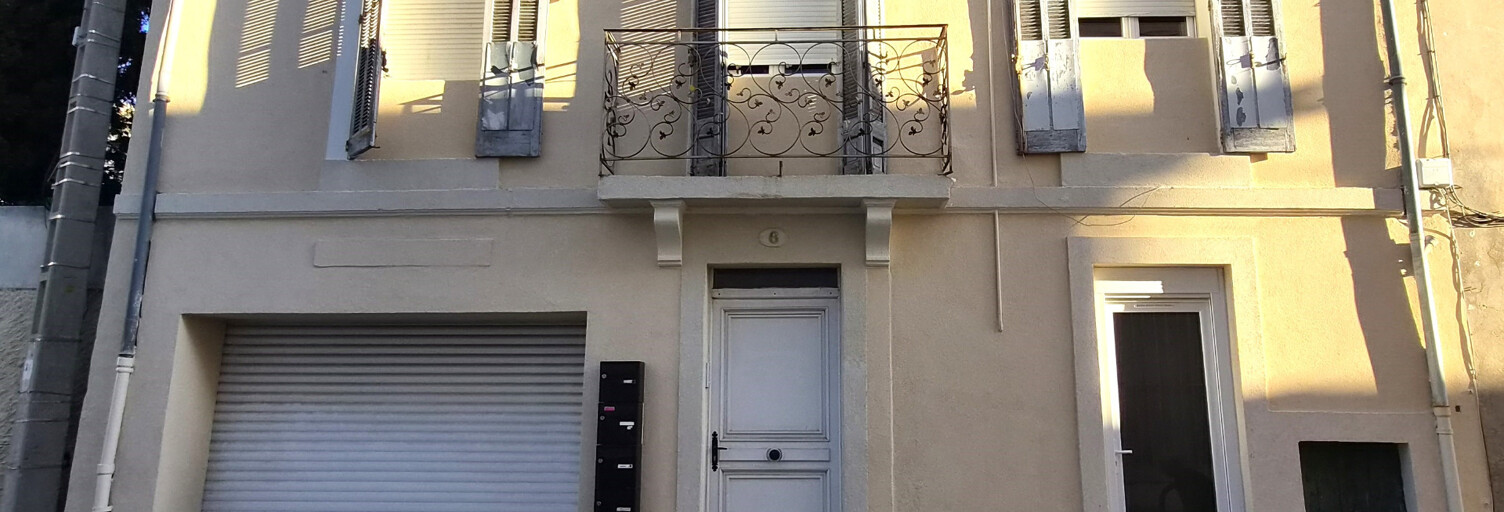 Immeuble  146 m² à vendre à Nîmes (30000)