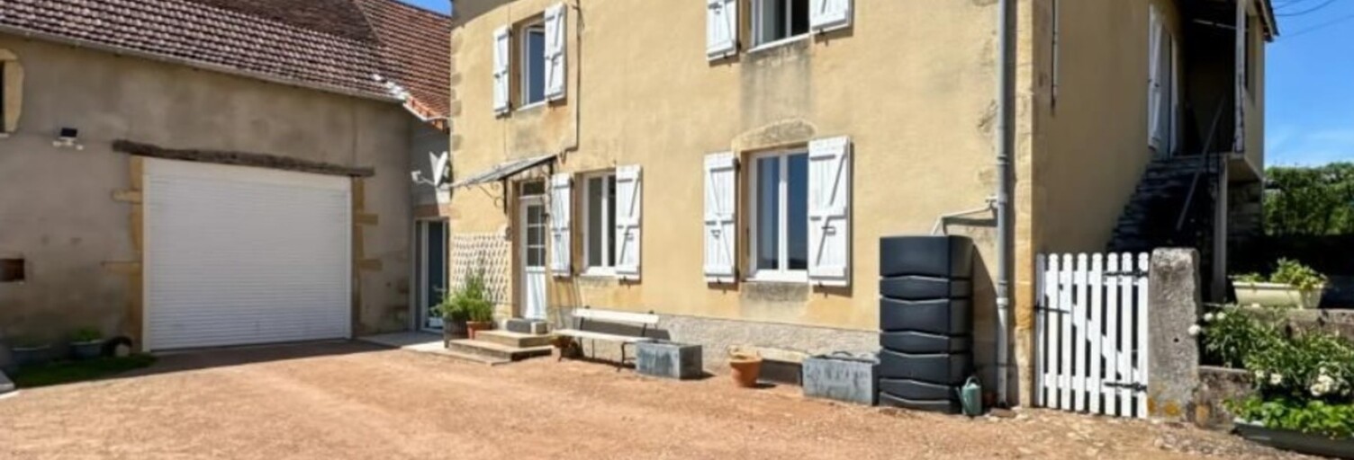 Maison 6 Pièces 187 m² à vendre à Saint-Laurent-en-Brionnais (71800)
