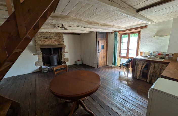 GUEMENE SUR SCORFF MAISON ATYPIQUE EN BON ETAT GENERAL DE 2 PIECES AVEC CAVE UNE DÉPENDANCE ET UN JARDINET — photo 2