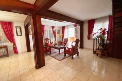 Maison 8 pièces 740000 €